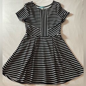 Francesca’s Black/white Striped Dress